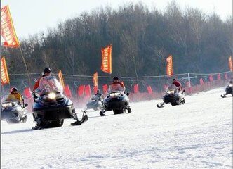 哈尔滨、亚布力、雪乡5日游（一车一导）