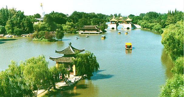 扬州瘦西湖、平山堂大明寺、闲逛东关街纯玩一日游